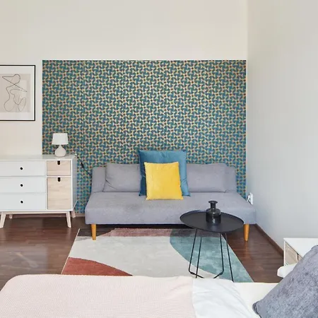 Apartment Modern Flat In Old Town By Days