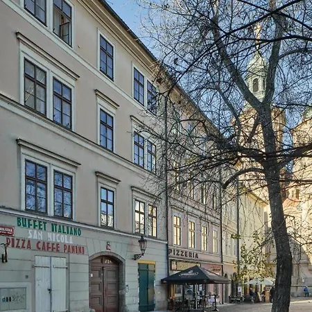 Modern Flat In Old Town By Days Prague